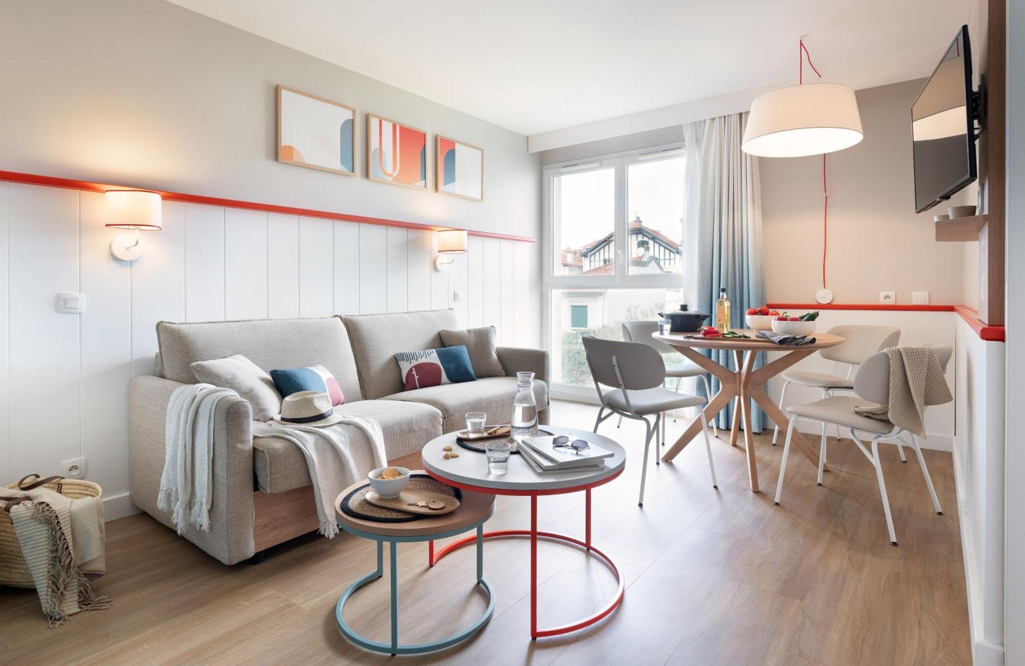 Superior One-Bedroom Apartment,1669813434:JPEG